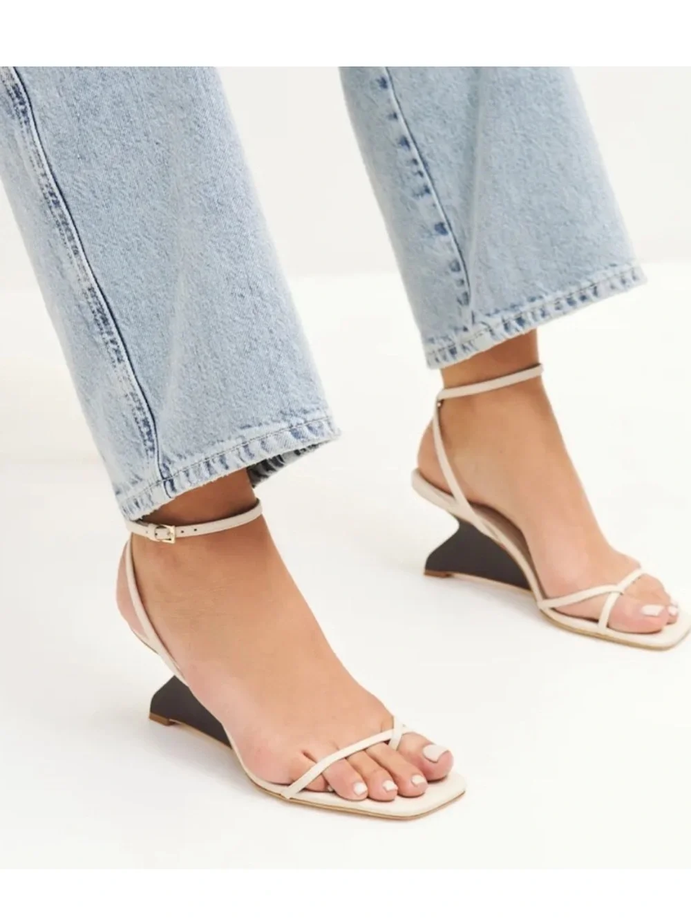 Reformation Emilia Sculptural Wedge Sandals - Picture 1 of 7
